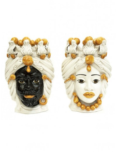 Coppia teste di moro in ceramica siciliana di Caltagirone re nero e regina bianca