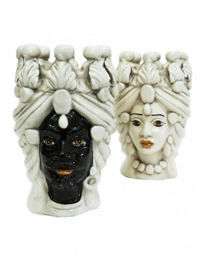Coppia di teste di moro in ceramica 100% italiana dettaglio re nero
